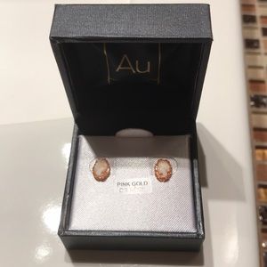 10k gold cameo stud earrings